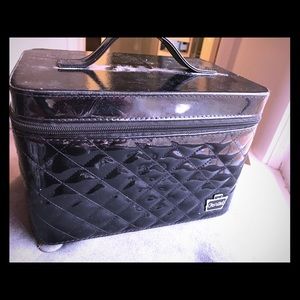 Caboodles cosmetic bag/case for makeup or nail